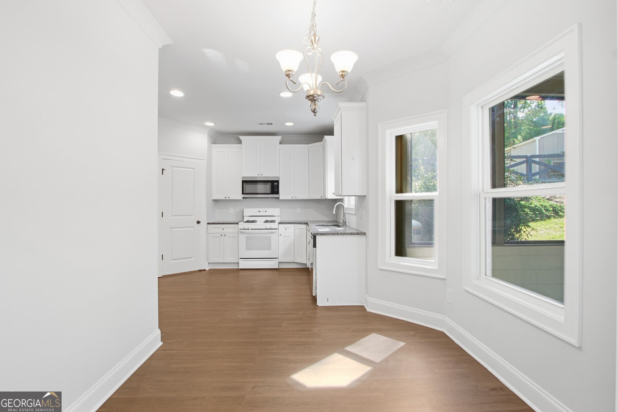 4 bedroom, 2.5 bathroom, 2,031 sq ft single family residence for sale at 57 Azalea Lakes Court, Dallas, GA 30157 — photo 10