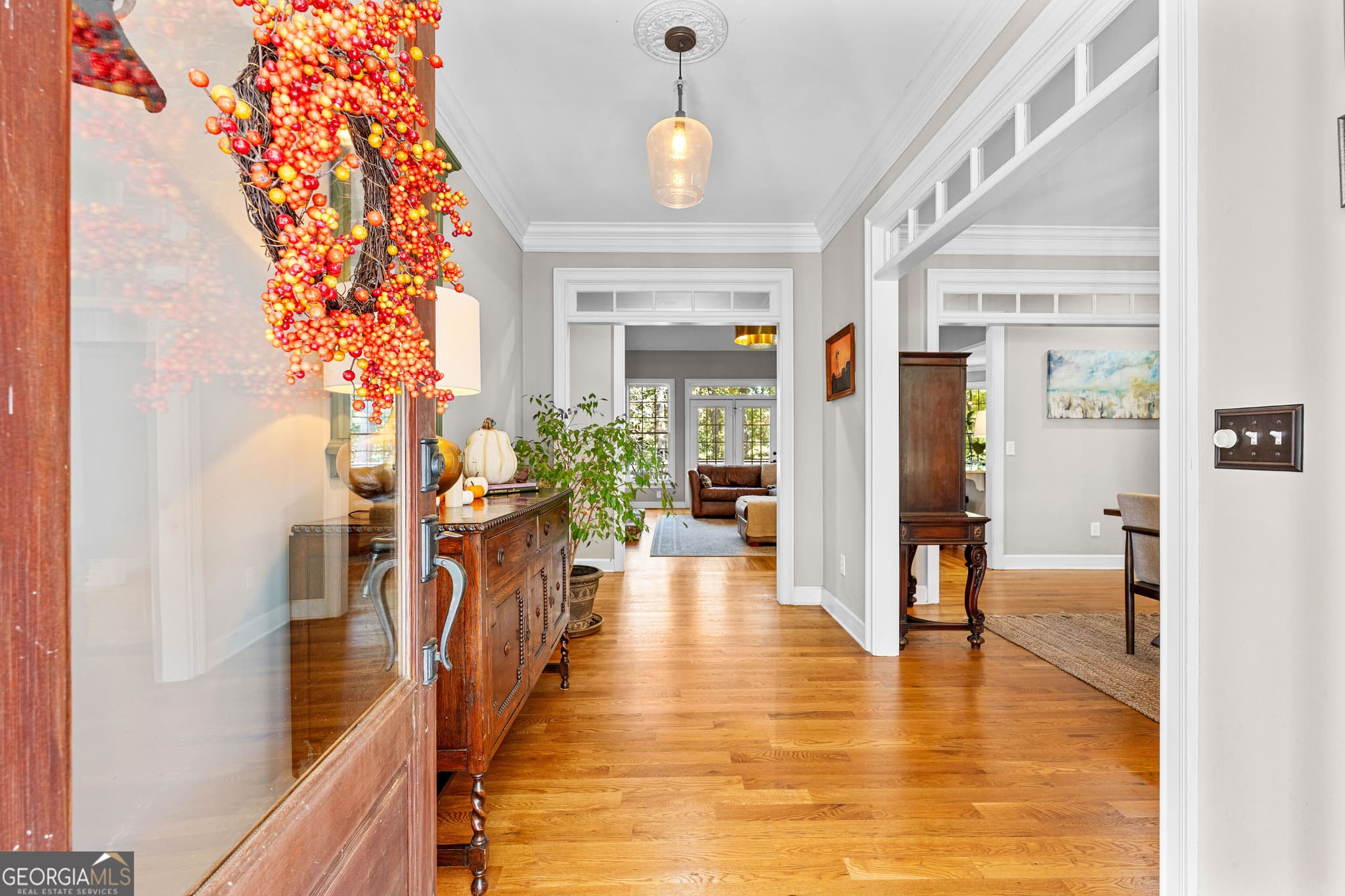 5 bedroom, 4.5 bathroom, 4,225 sq ft single family residence for sale at 187 Shoreline Circle, Newnan, GA 30263 — photo 6