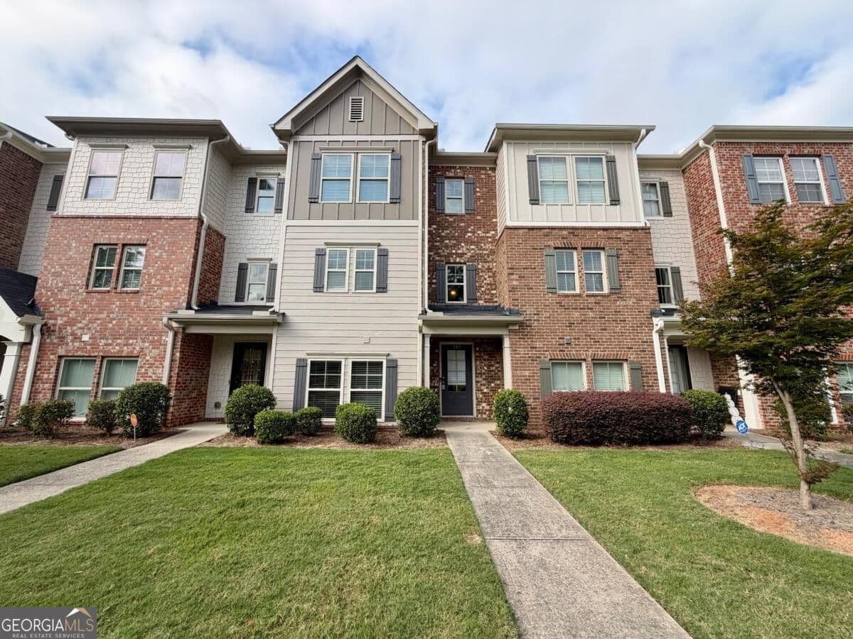 3 bedroom, 3.5 bathroom, 1,744 sq ft single family residence for rent at 389 SAND BAY Drive, Atlanta, GA 30331 for $2,195 a month — photo 1 of 1