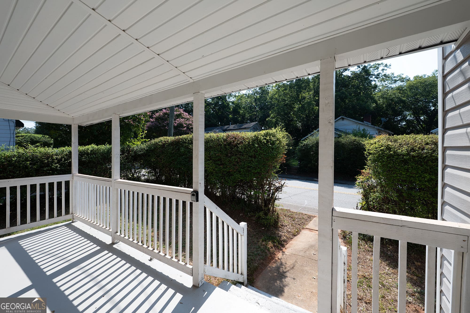 4 bedroom, 2 bathroom, 1,782 sq ft single family residence for sale at 1370 W Hancock Avenue, Athens, GA 30606 — photo 2