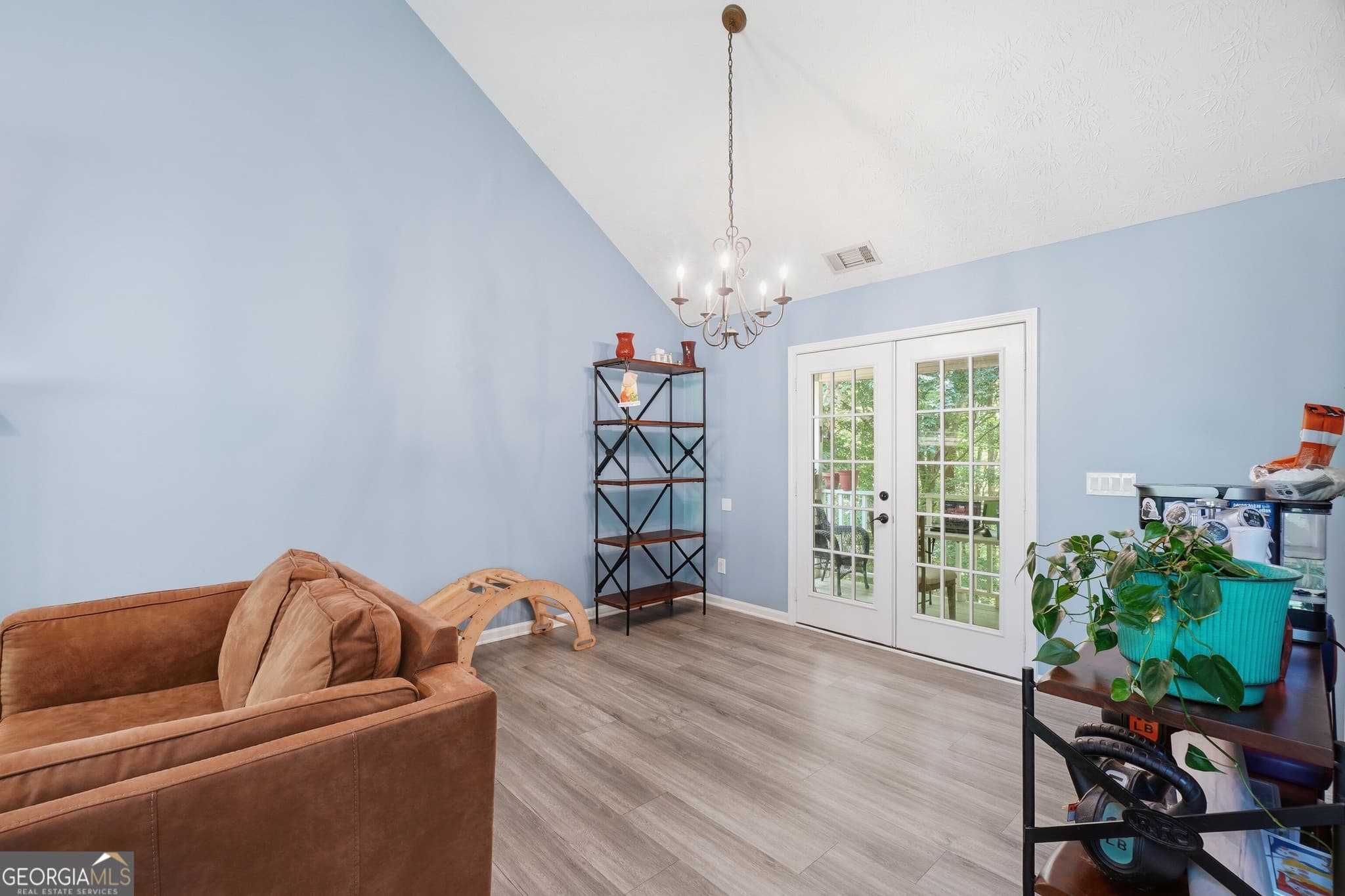 5 bedroom, 3 bathroom, 3,083 sq ft single family residence for sale at 6338 Clearbrook Drive, Flowery Branch, GA 30542 — photo 10