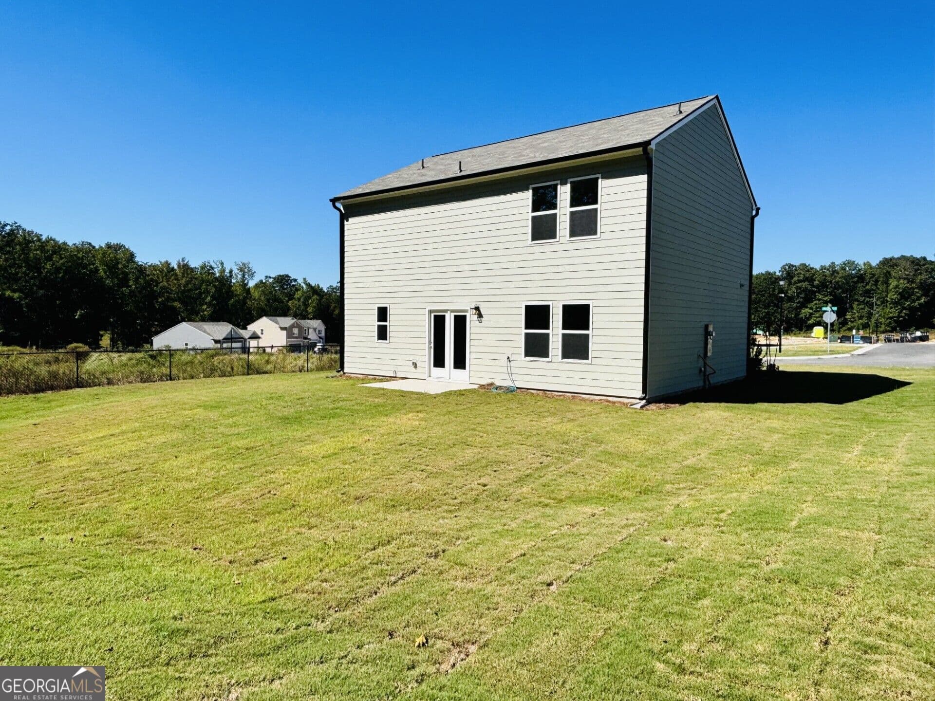 4 bedroom, 2.5 bathroom, 1,801 sq ft single family residence for sale at 38 Crescent Boulevard, Carrollton, GA 30116 — photo 3