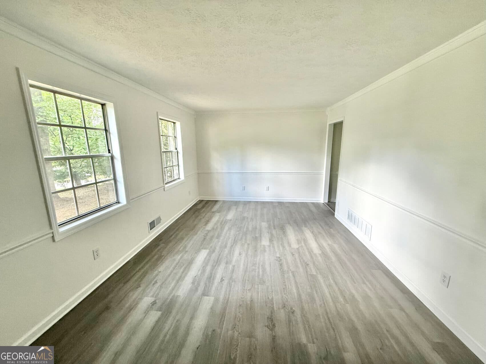 4 bedroom, 2 bathroom, 1,752 sq ft single family residence for sale at 3681 Lavilla Drive, Powder Springs, GA 30127 — photo 4