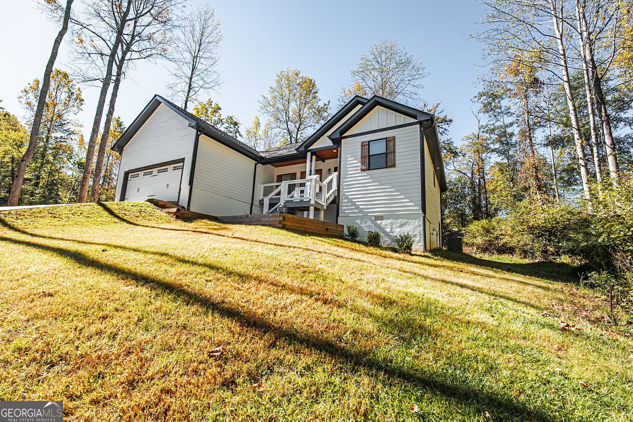 3 bedroom, 2 bathroom, 1,600 sq ft single family residence for sale at 204 Yonah Springs Drive, Cleveland, GA 30528 — photo 6