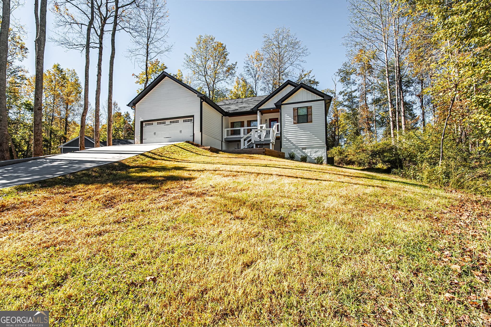 3 bedroom, 2 bathroom, 1,600 sq ft single family residence for sale at 204 Yonah Springs Drive, Cleveland, GA 30528 — photo 7