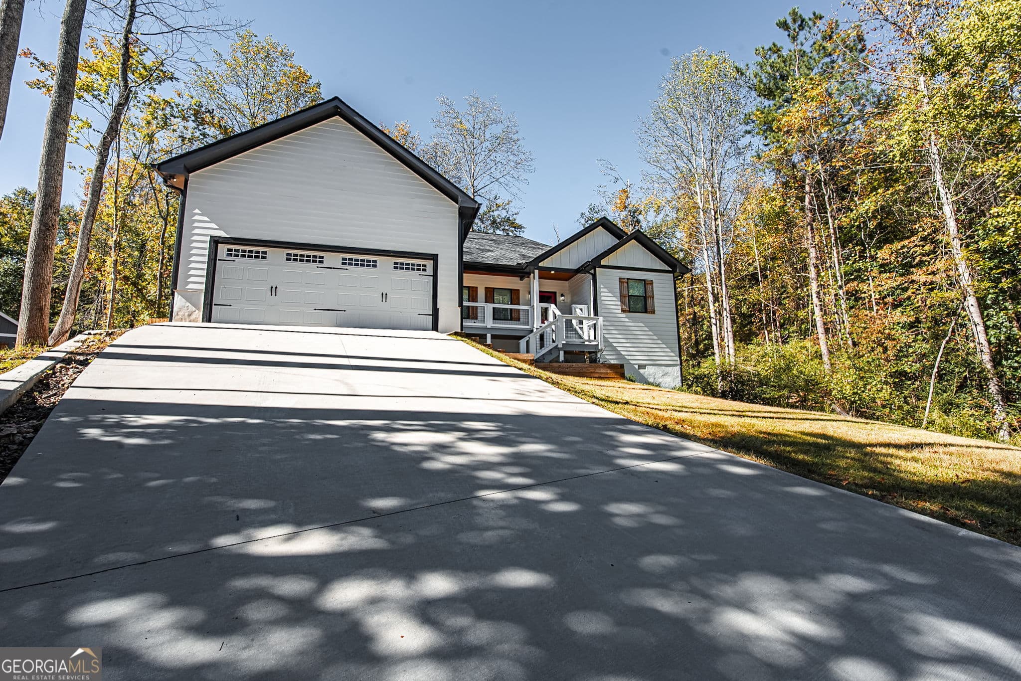 3 bedroom, 2 bathroom, 1,600 sq ft single family residence for sale at 204 Yonah Springs Drive, Cleveland, GA 30528 — photo 8