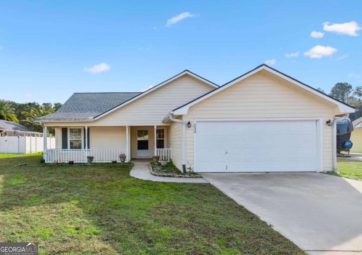 233 S Lake Forest Drive, Kingsland, GA 31548 — most recent listing photo