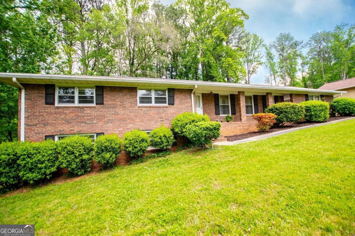 3 bedroom, 2 bathroom, 1,773 sq ft single family residence sold at 3047 E Anderson Drive, Lithia Springs, GA 30122