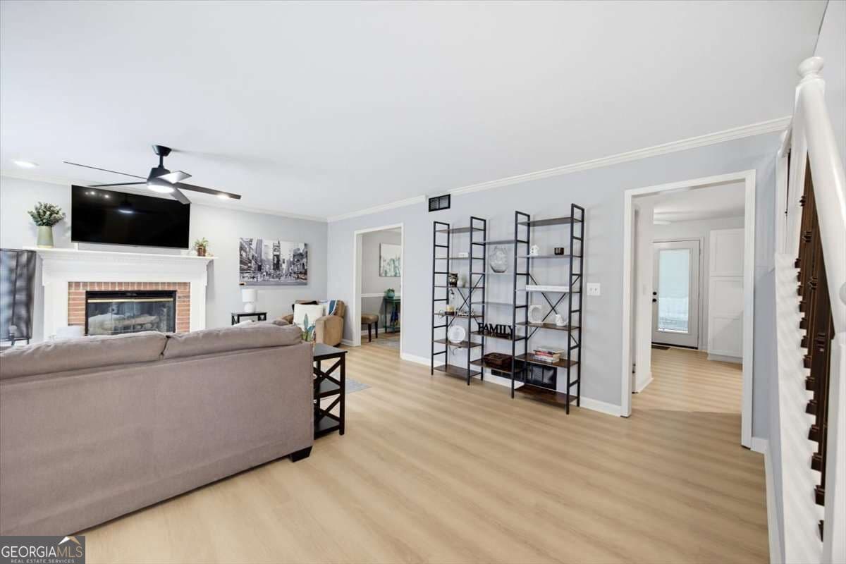 3 bedroom, 2.5 bathroom, 2,239 sq ft single family residence for sale at 2902 Katy Lane, Marietta, GA 30064 — photo 9