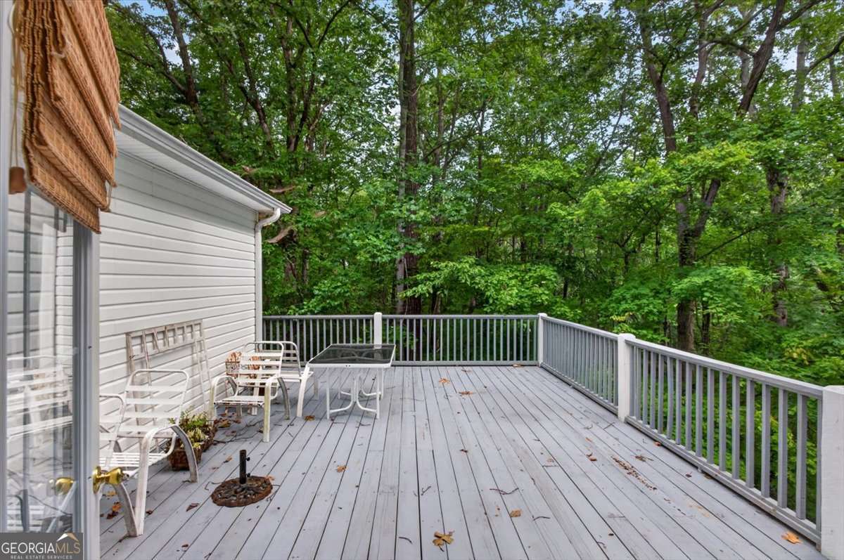 5 bedroom, 3 bathroom, 3,784 sq ft single family residence for sale at 654 Oaklands Drive, Talking Rock, GA 30175 — photo 8