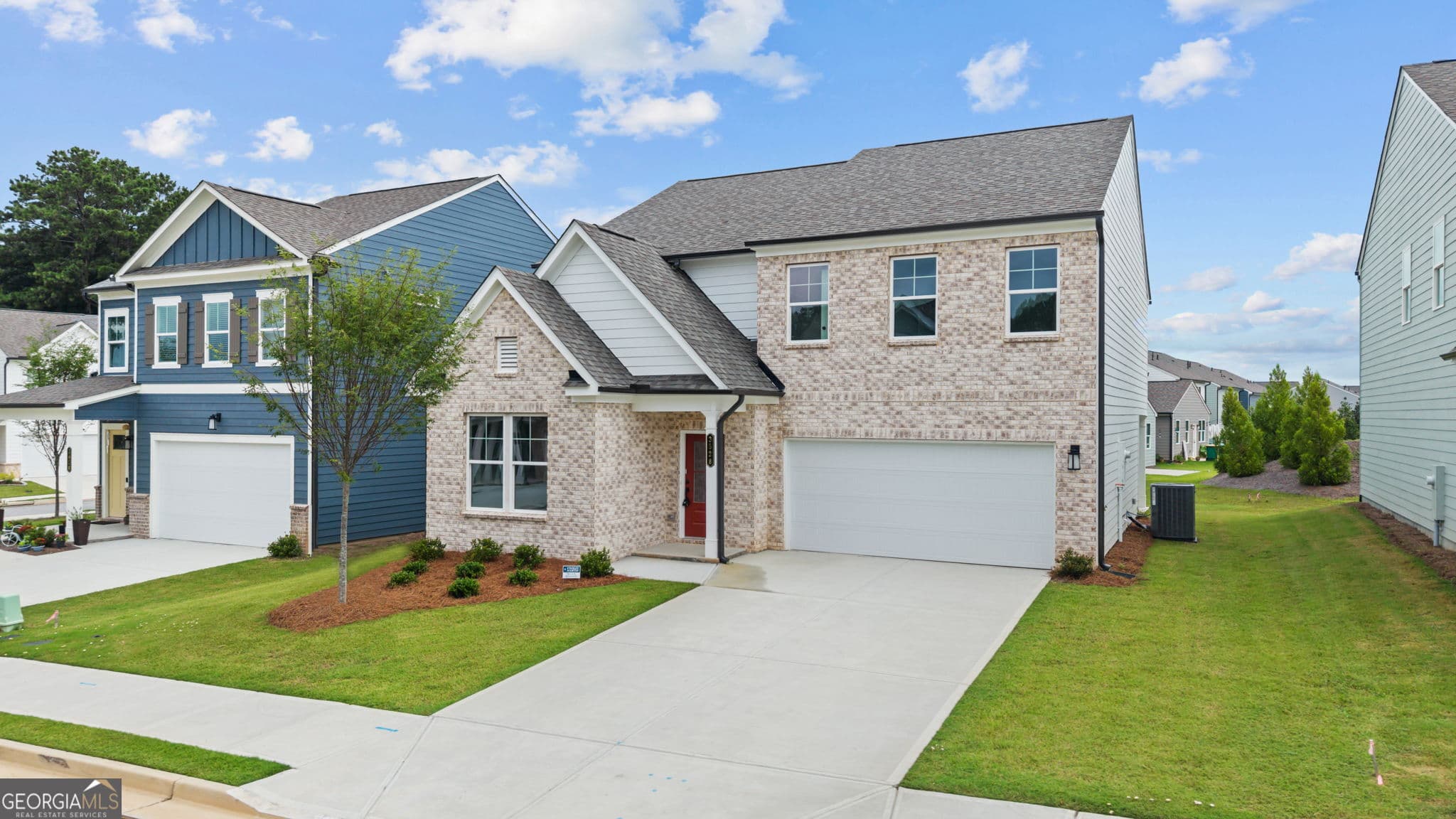 5 bedroom, 3 bathroom, 2,729 sq ft single family residence for sale at 3528 Annsbury Court, Lilburn, GA 30047 — photo 3
