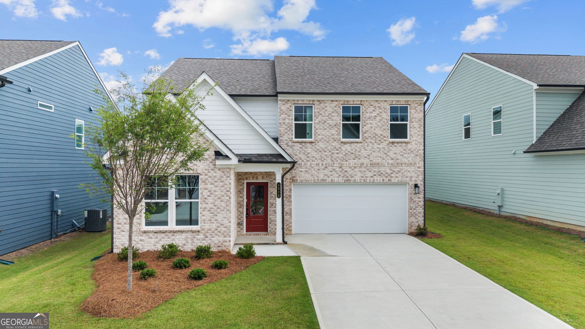 5 bedroom, 3 bathroom, 2,729 sq ft single family residence for sale at 3528 Annsbury Court, Lilburn, GA 30047