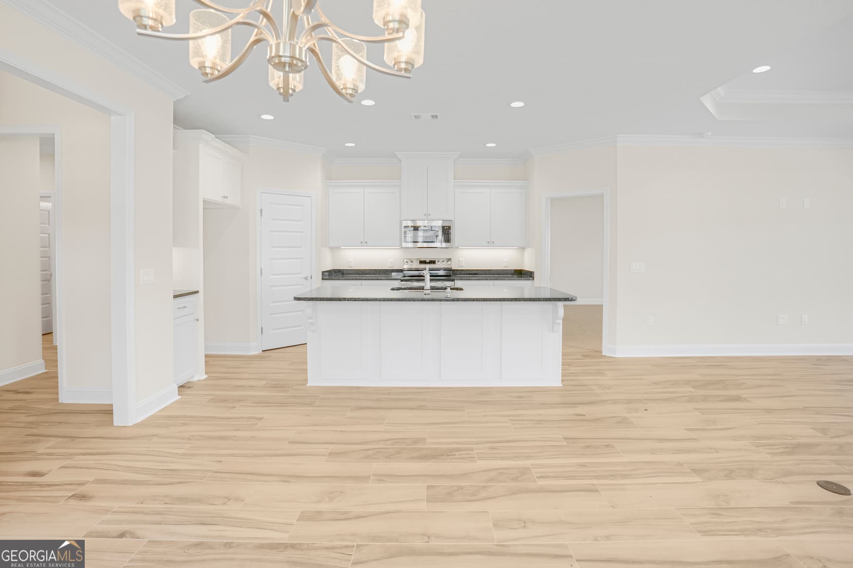 3 bedroom, 2 bathroom, 1,848 sq ft single family residence for sale at 177 The Villas Way, Kingsland, GA 31548 — photo 7