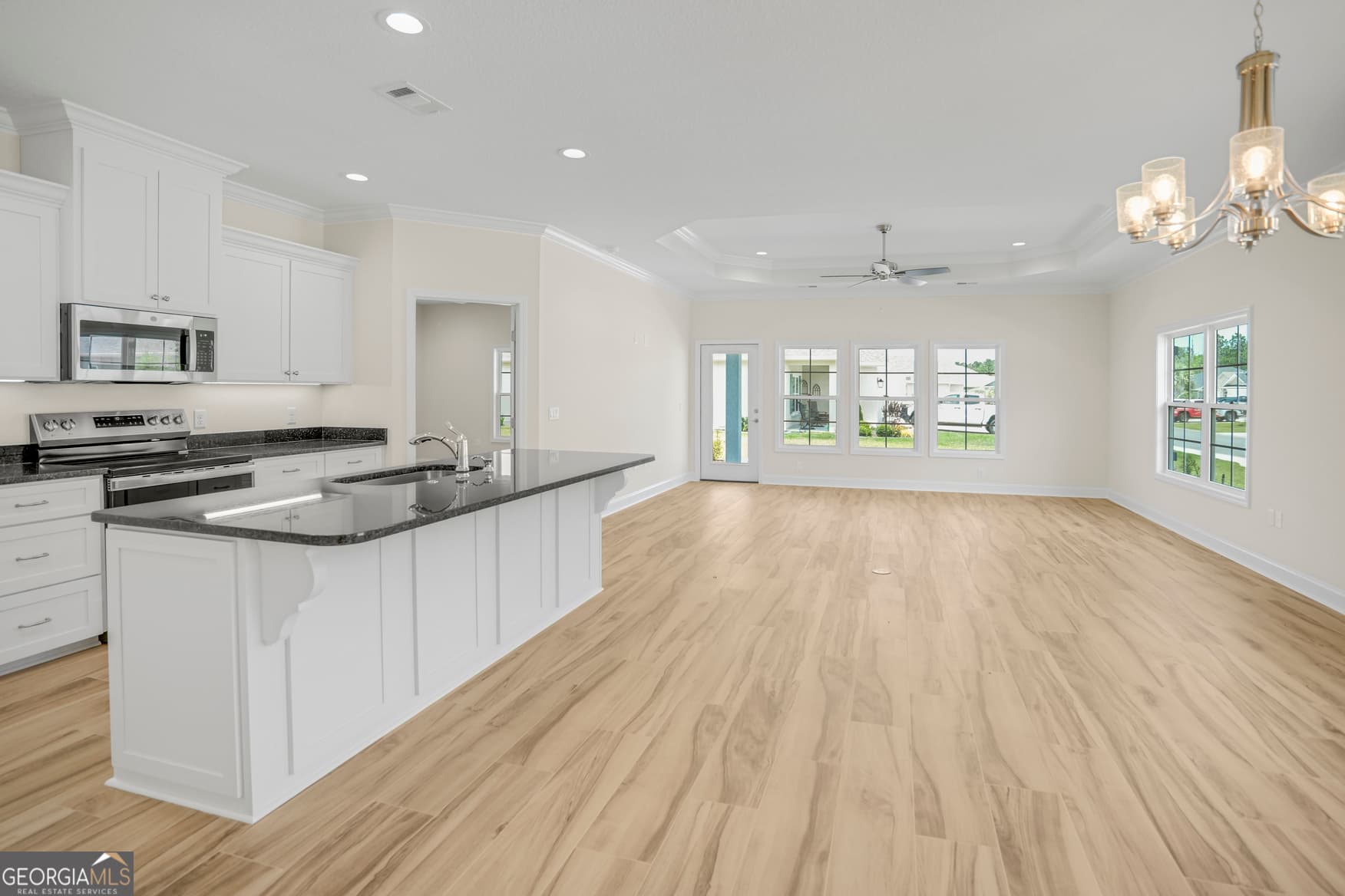 3 bedroom, 2 bathroom, 1,848 sq ft single family residence for sale at 177 The Villas Way, Kingsland, GA 31548 — photo 8