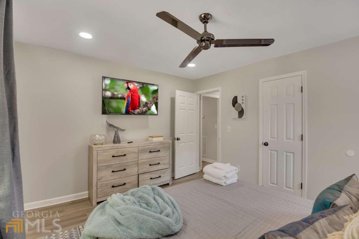 2 bedroom, 1 bathroom, 100 sq ft duplex for rent at 5551 Davis Drive, Austell, GA 30106 for $3,100 a month — photo 9