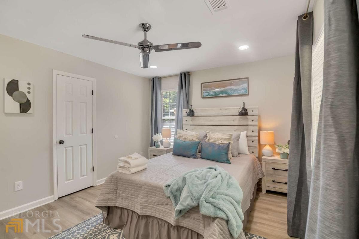 2 bedroom, 1 bathroom, 100 sq ft duplex for rent at 5551 Davis Drive, Austell, GA 30106 for $3,100 a month — photo 8