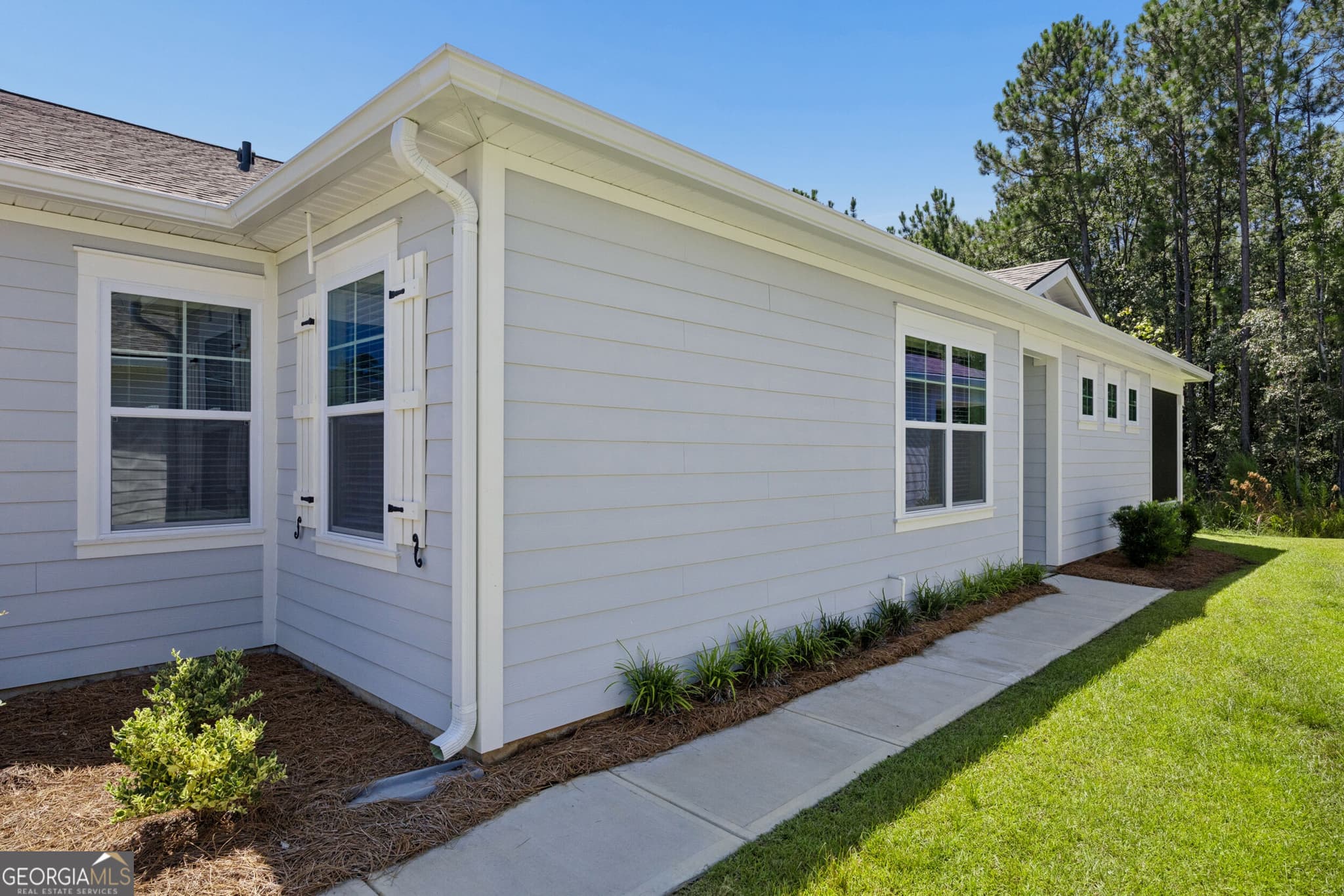 3 bedroom, 2 bathroom, 1,397 sq ft townhouse for sale at 191 Holloway Hill, Pooler, GA 31322 — photo 3