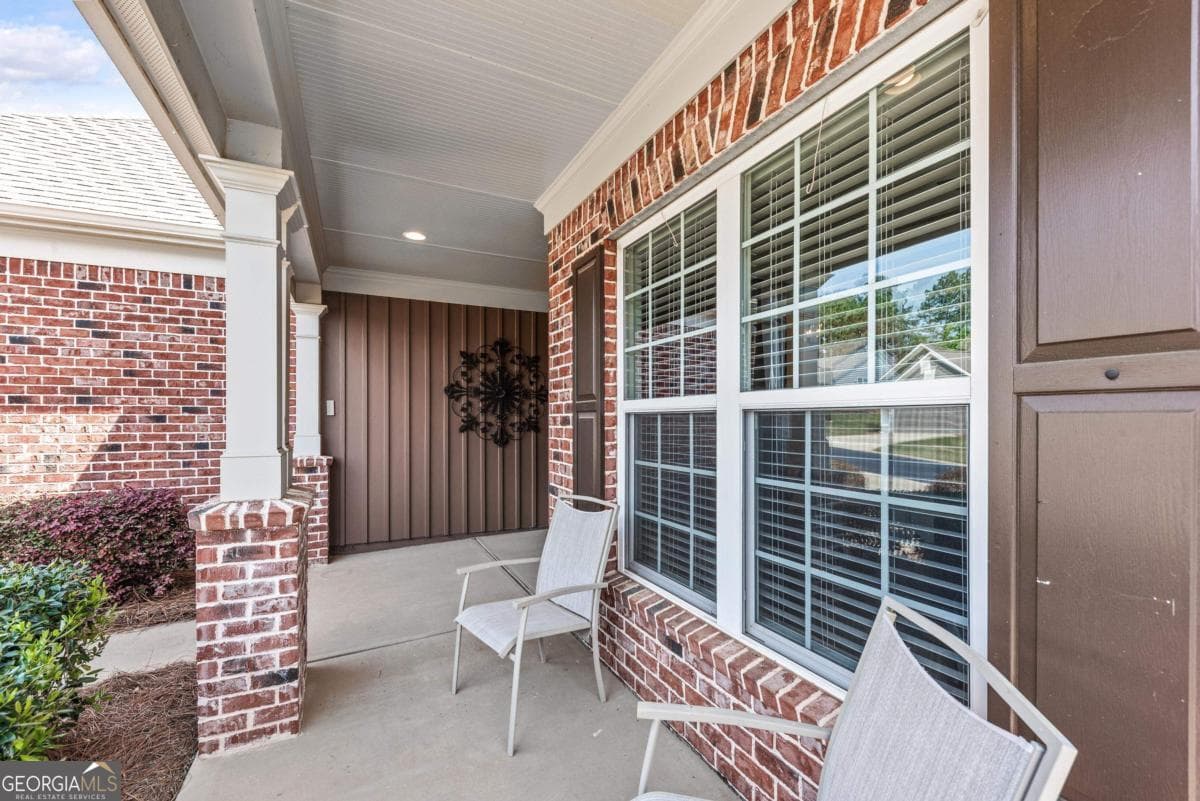 2 bedroom, 2 bathroom, 2,178 sq ft single family residence for sale at 1081 Branch Creek Way, Greensboro, GA 30642 — photo 2