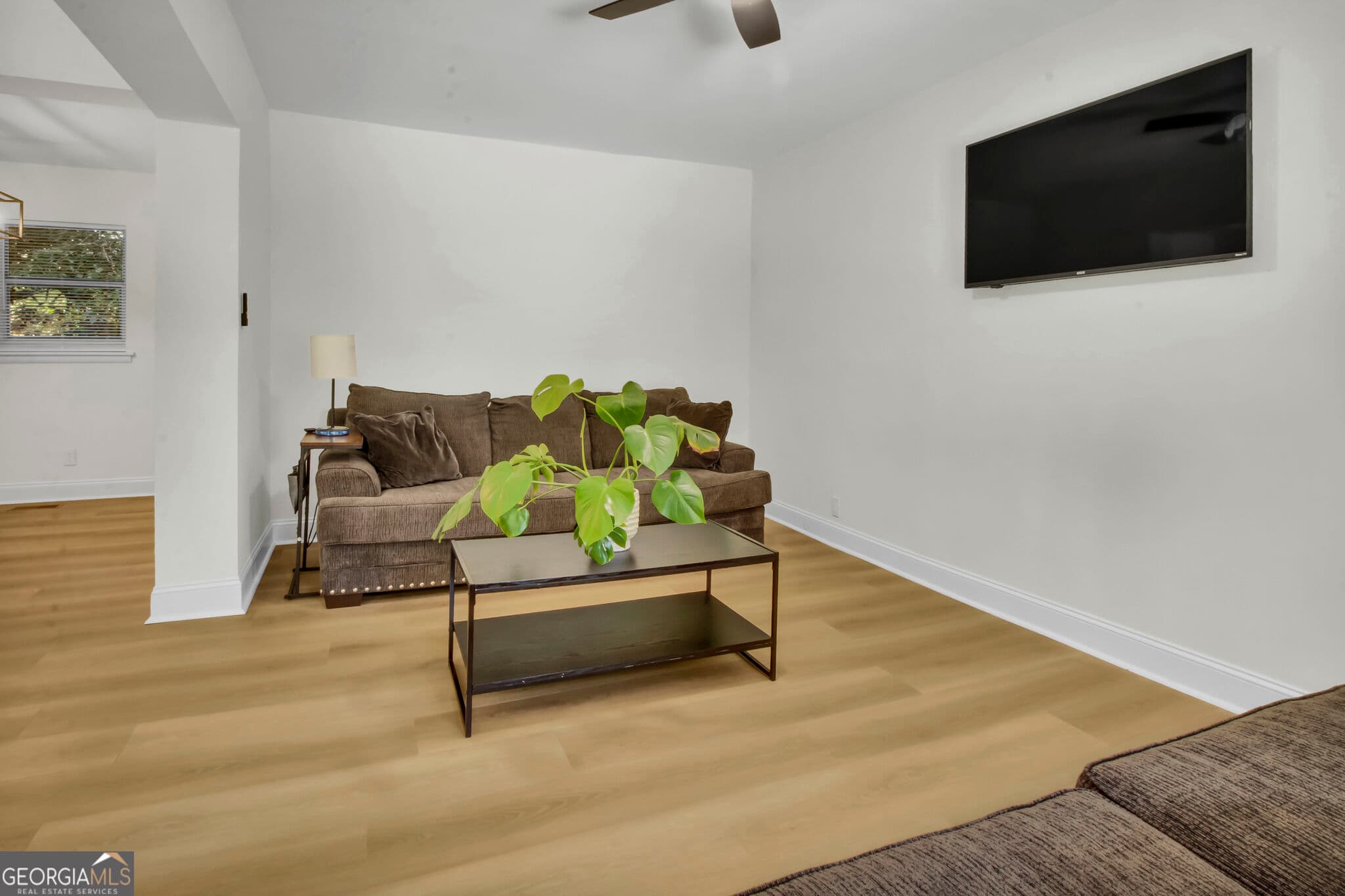 3 bedroom, 2 bathroom, 2,350 sq ft single family residence for sale at 2461 Bouldercliff Way, Atlanta, GA 30316 — photo 6
