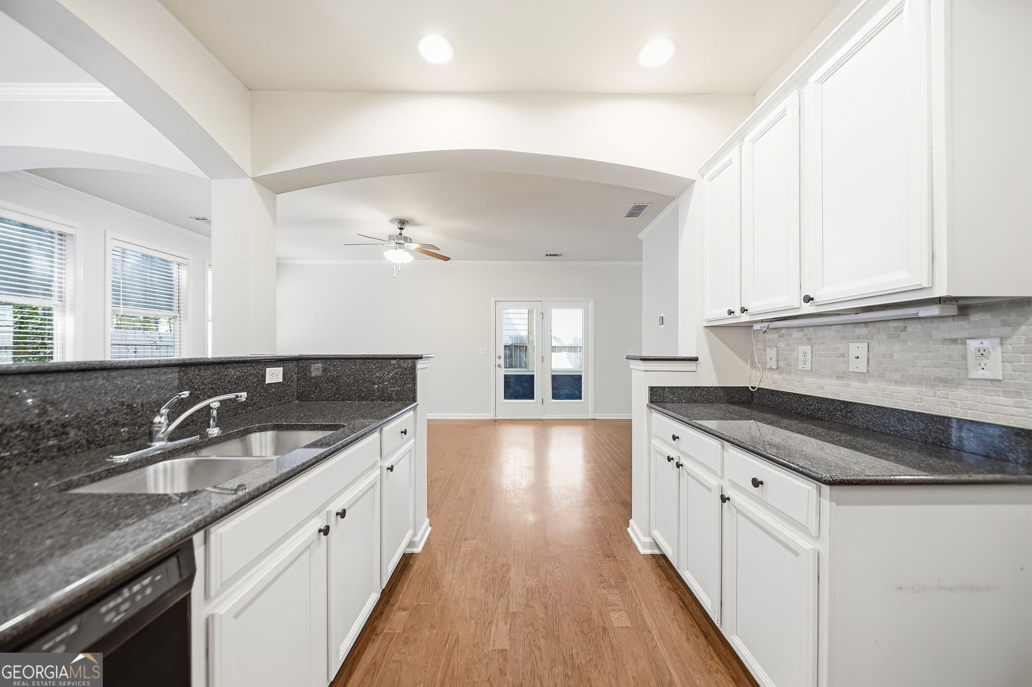 3 bedroom, 2 bathroom, 1,812 sq ft single family residence for sale at 338 Alcovy Way, Woodstock, GA 30188 — photo 9