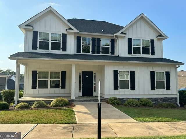 4 bedroom, 3 bathroom, 2,472 sq ft single family residence for sale at 1610 Carriage Ridge Drive, Greensboro, GA 30642