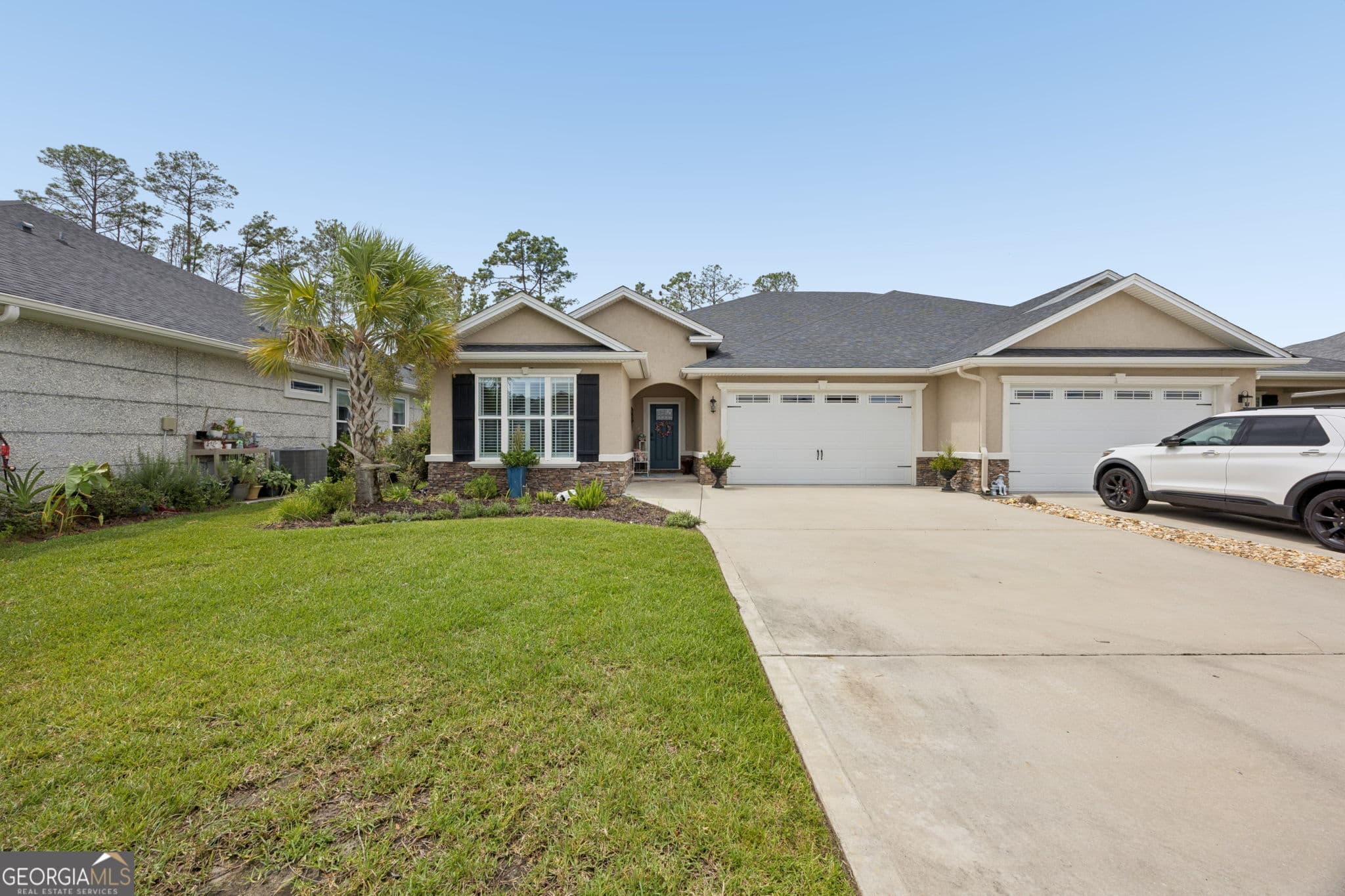 3 bedroom, 2 bathroom, 2,012 sq ft townhouse for sale at 137 Ryan Nicholas Drive, Kingsland, GA 31548 — photo 3