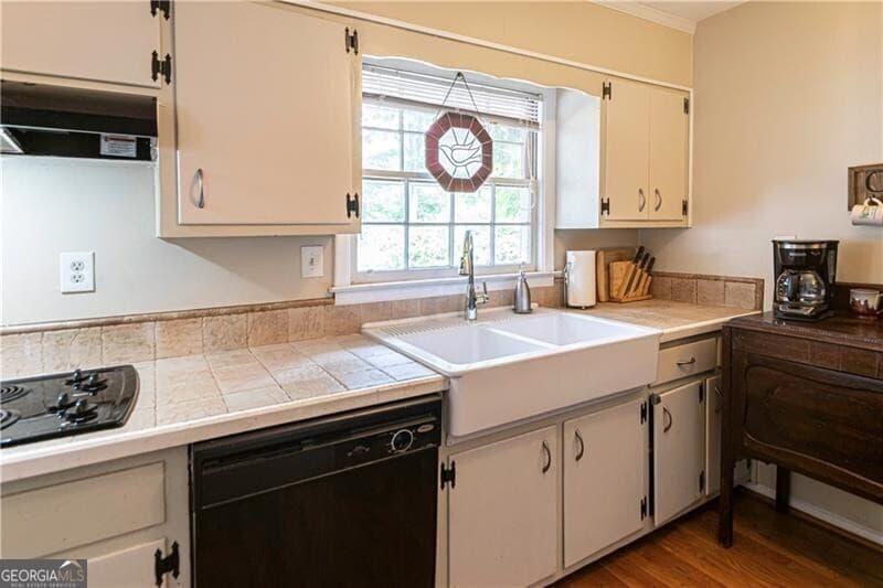 3 bedroom, 3 bathroom, 1,903 sq ft single family residence for sale at 1263 Blueberry Trail, Decatur, GA 30033 — photo 8