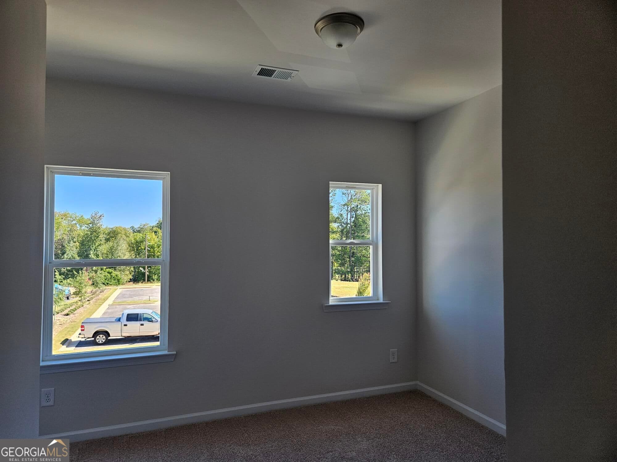 3 bedroom, 2.5 bathroom, 1,806 sq ft townhouse for sale at 1004 Glendale Place 3, Conyers, GA 30013 — photo 5