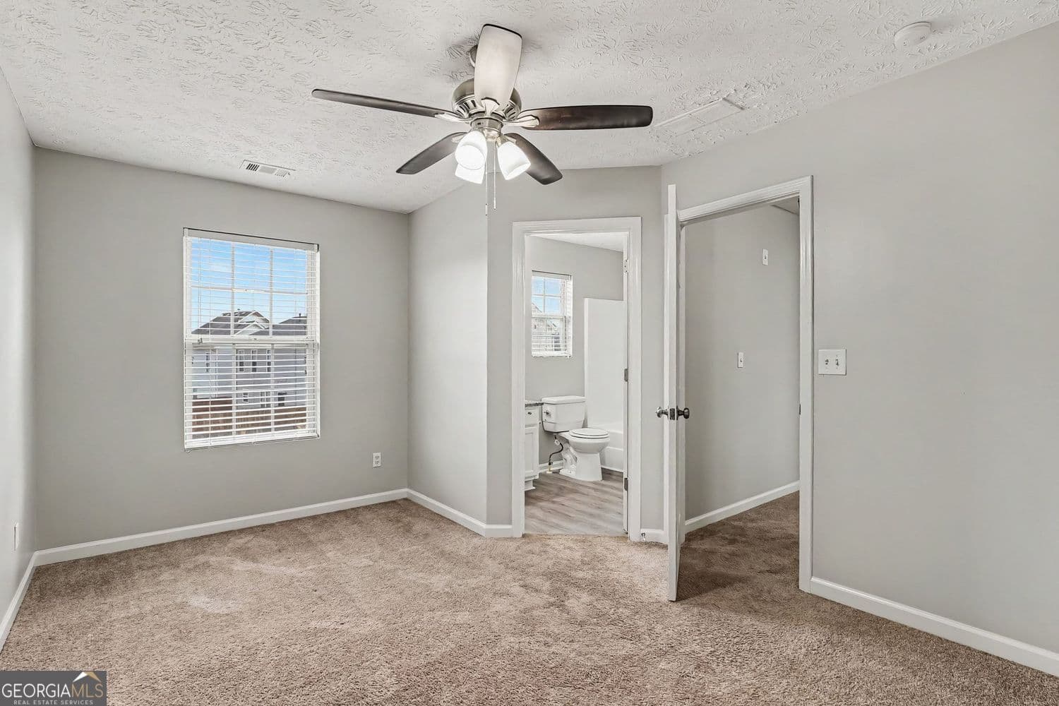 3 bedroom, 2.5 bathroom, 1,302 sq ft single family residence for sale at 3055 Tussahaw Crossing, Mcdonough, GA 30252 — photo 10