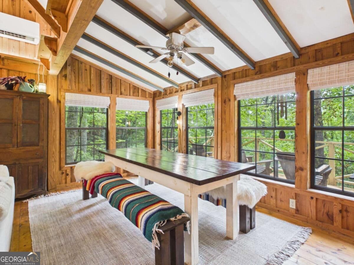 2 bedroom, 2 bathroom, 956 sq ft cabin,single family residence for sale at 508 Tame Turkey Road, Lakemont, GA 30552 — photo 6