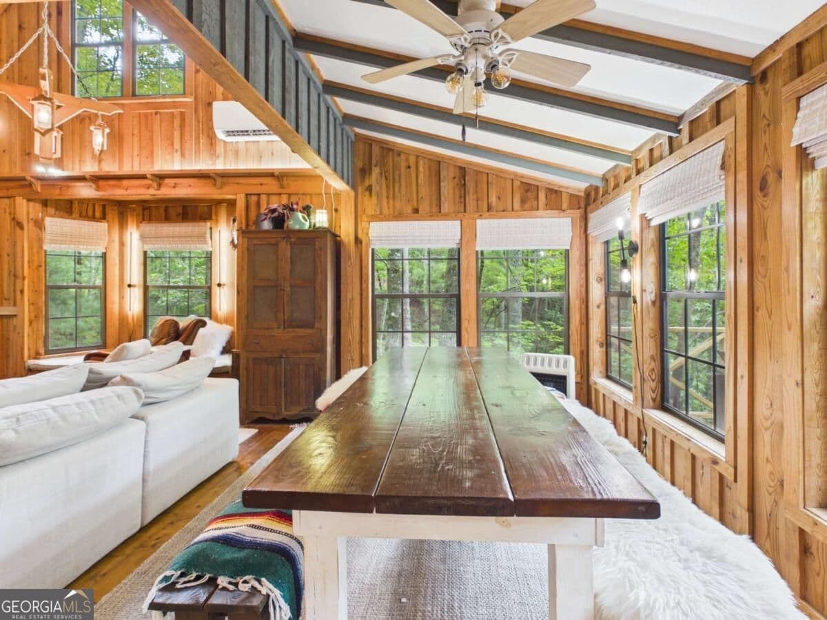 2 bedroom, 2 bathroom, 956 sq ft cabin,single family residence for sale at 508 Tame Turkey Road, Lakemont, GA 30552 — photo 3