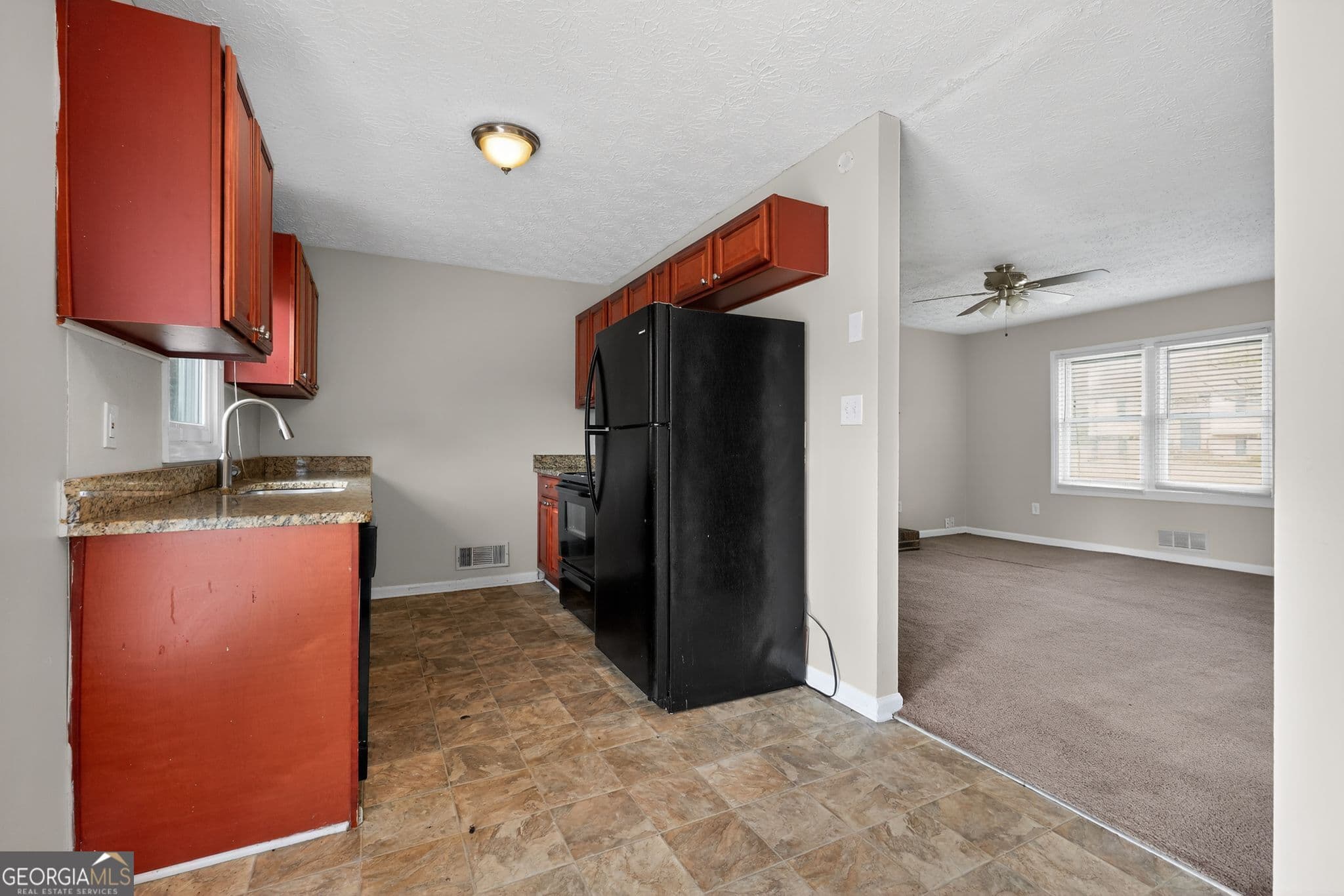 4 bedroom, 2 bathroom, 1,600 sq ft single family residence for sale at 115 Belmont Farms Drive, Ellenwood, GA 30294 — photo 9