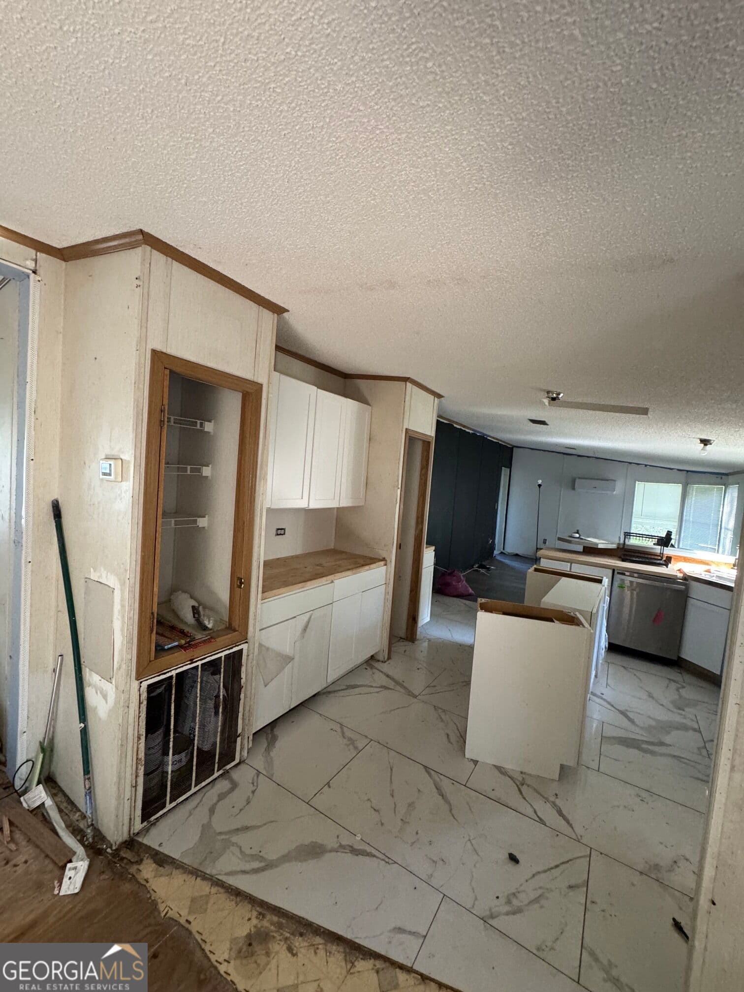 3 bedroom, 2 bathroom, 1,440 sq ft single family residence for sale at 121 Pelican Circle, Woodbine, GA 31569 — photo 6