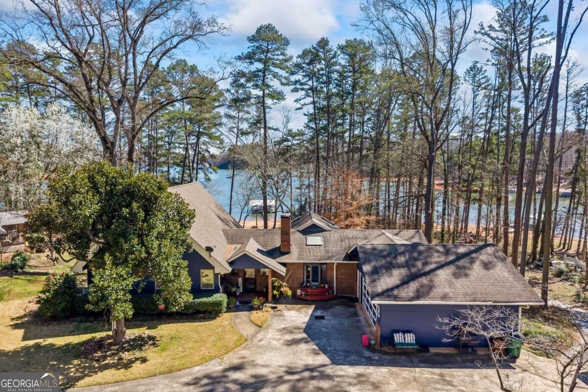 3 bedroom, 3.5 bathroom, 4,900 sq ft single family residence for sale at 572 Imperial Drive, Martin, GA 30557 — photo 1 of 47