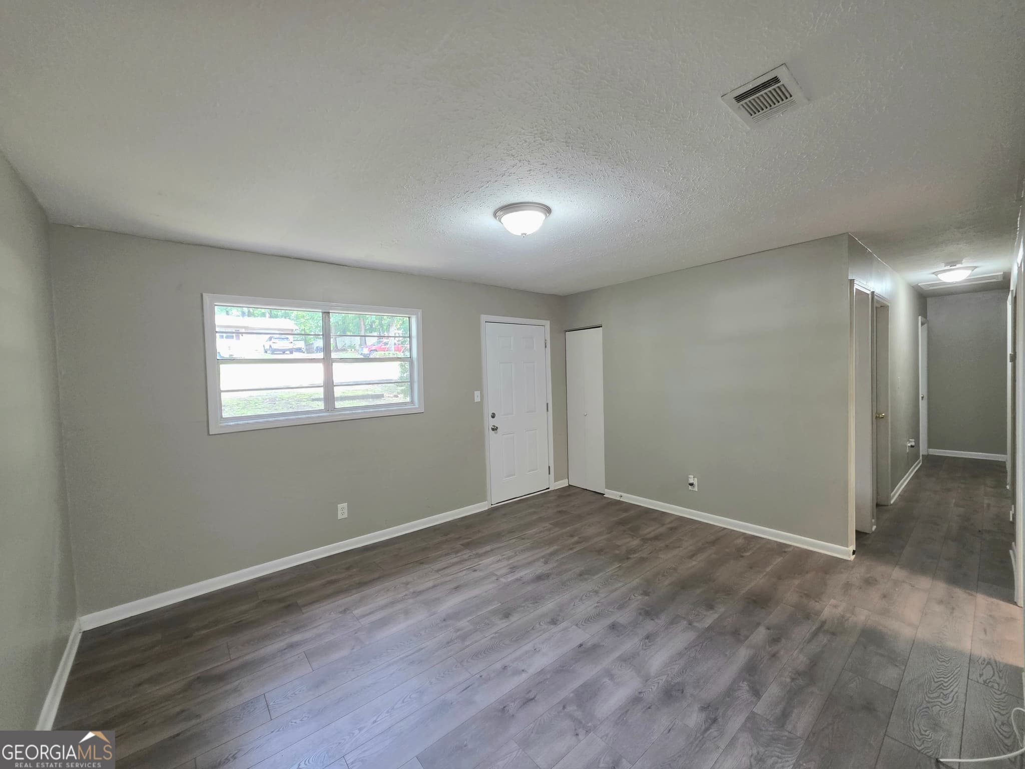 3 bedroom, 1 bathroom, 1,000 sq ft single family residence for rent at 3460 Meadowview Drive, Lithia Springs, GA 30122 for $1,500 a month — photo 4