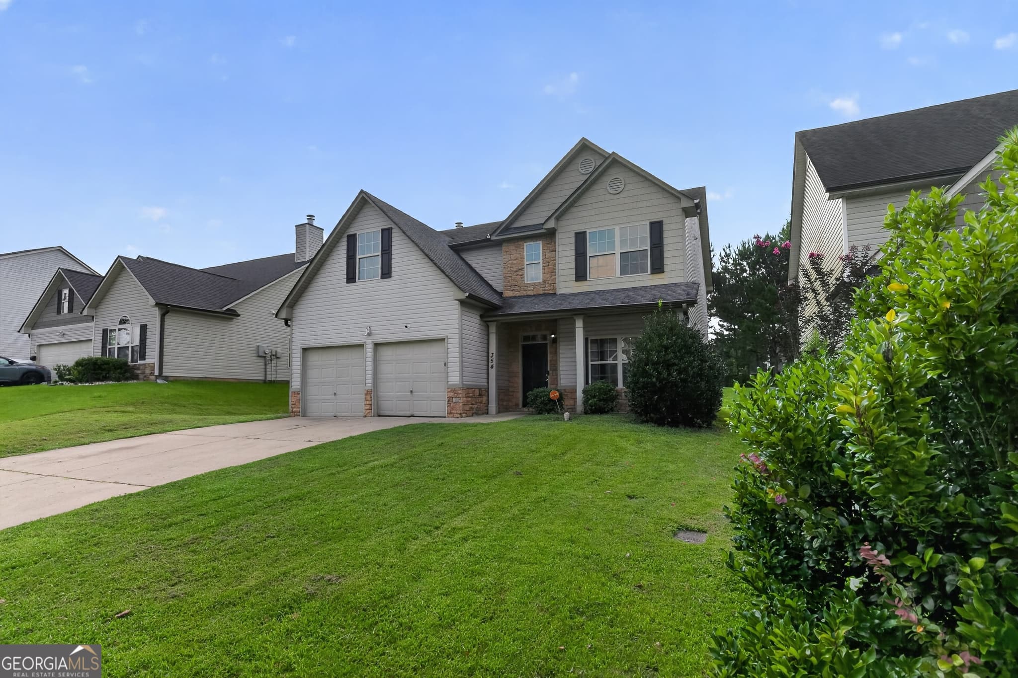 4 bedroom, 3 bathroom, 2,676 sq ft single family residence for sale at 354 Shady Glen, Dallas, GA 30132 — photo 2