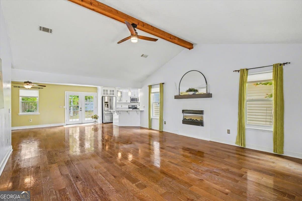 3 bedroom, 2 bathroom, 1,738 sq ft single family residence for sale at 762 Robin Hood Drive, Hinesville, GA 31313 — photo 3