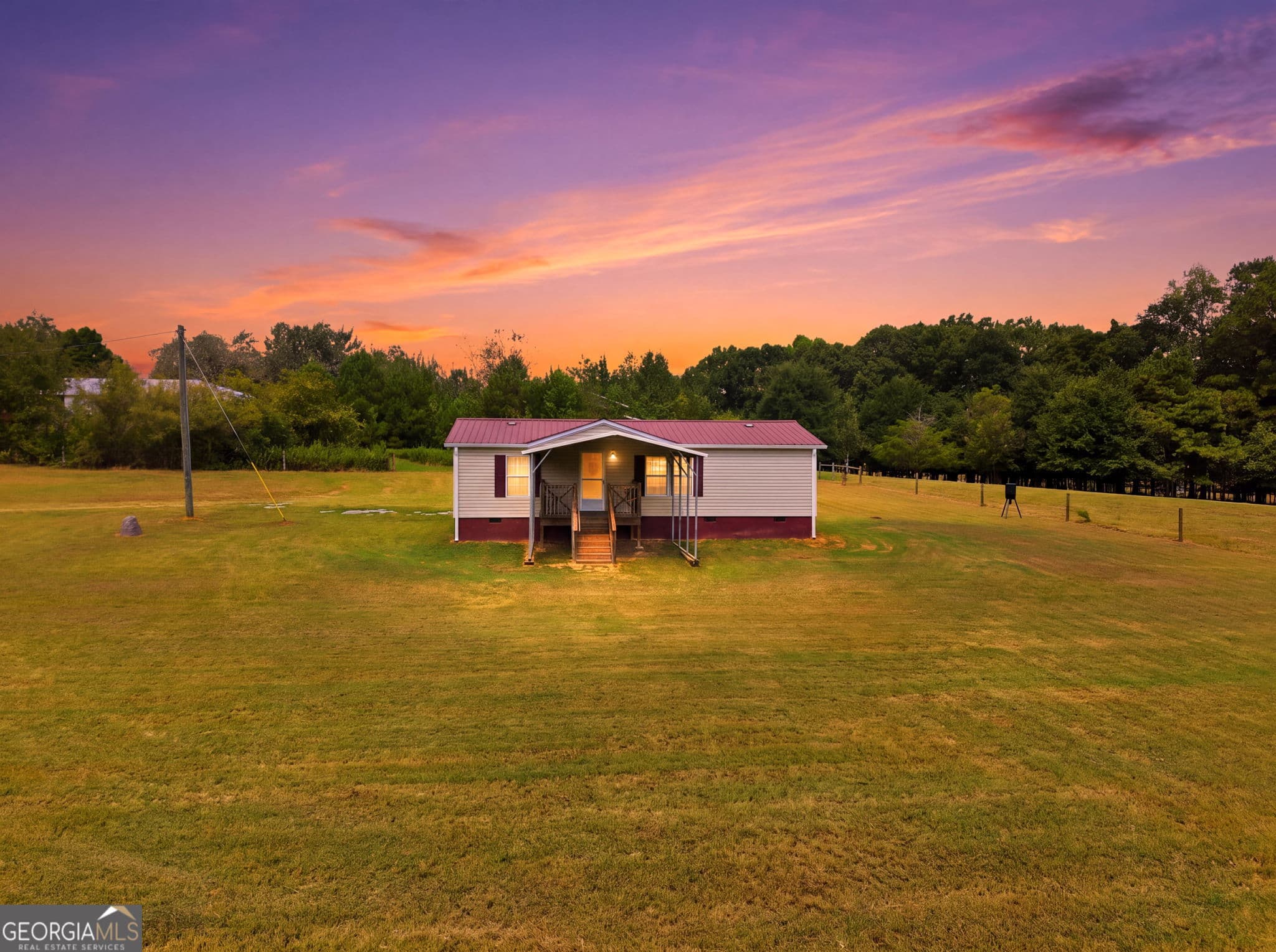 2 bedroom, 2 bathroom, 960 sq ft manufactured home,single family residence for sale at 3350 Waggoners Grove Church Road, Colbert, GA 30628 — photo 2