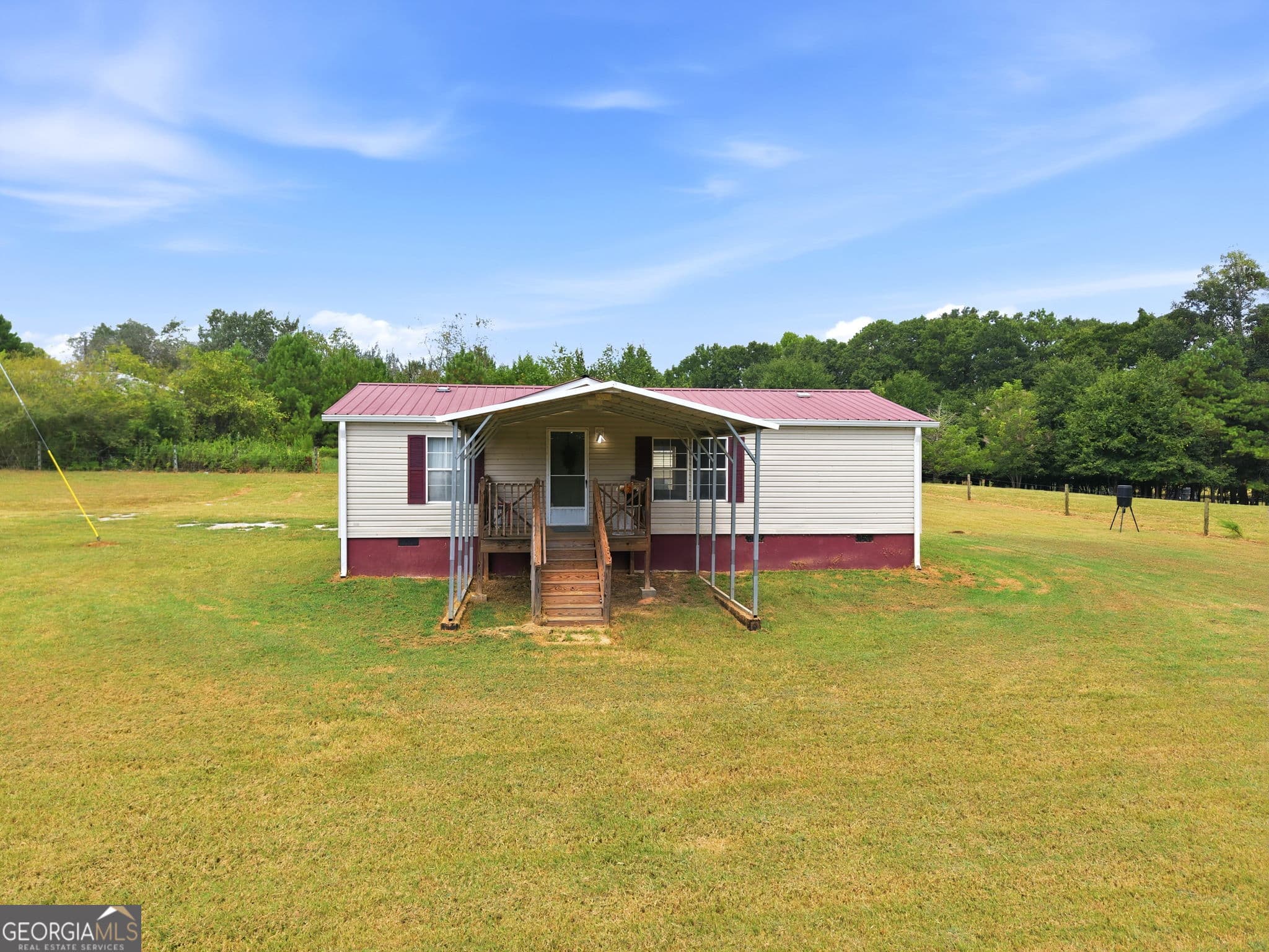 2 bedroom, 2 bathroom, 960 sq ft manufactured home,single family residence for sale at 3350 Waggoners Grove Church Road, Colbert, GA 30628