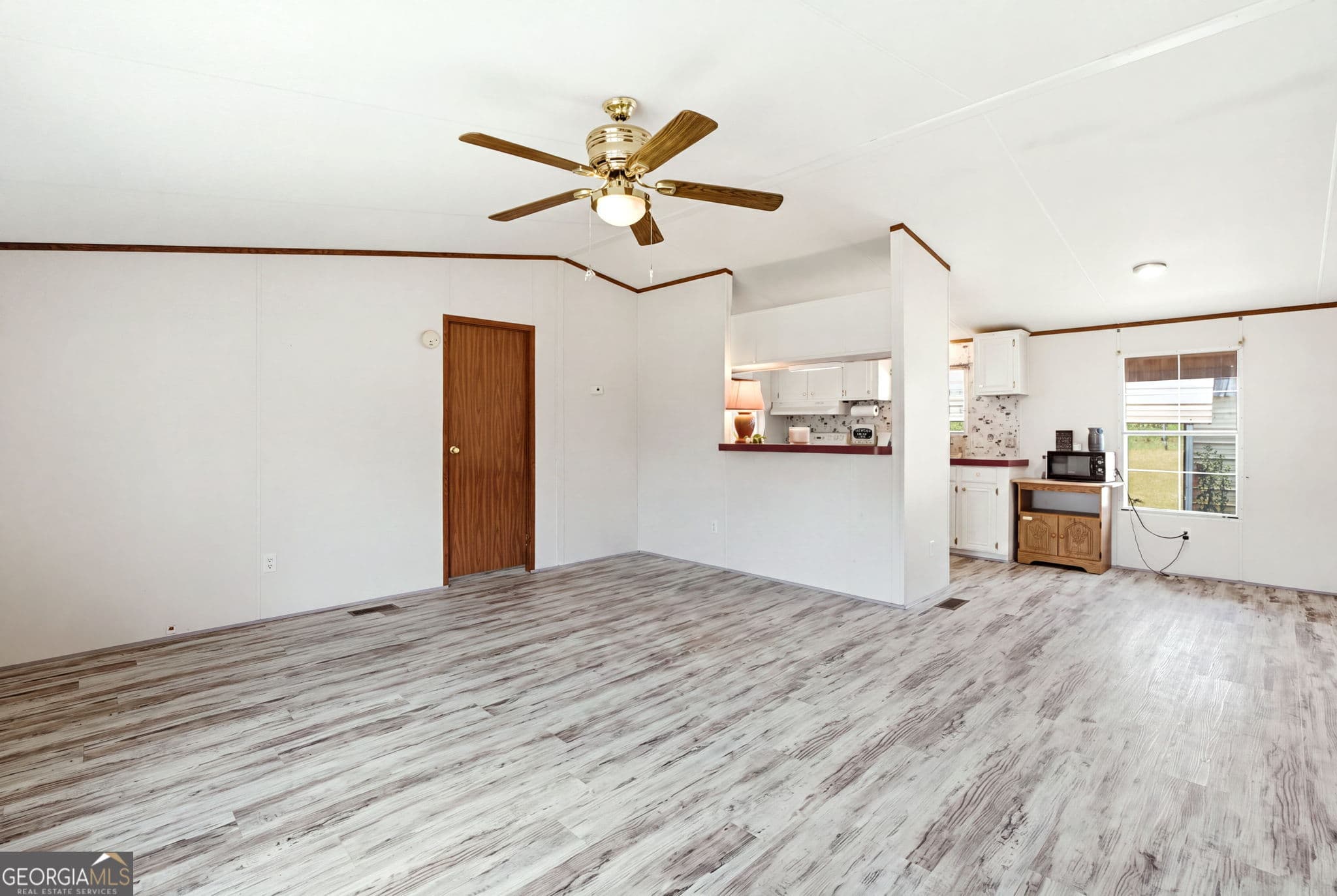 2 bedroom, 2 bathroom, 960 sq ft manufactured home,single family residence for sale at 3350 Waggoners Grove Church Road, Colbert, GA 30628 — photo 10