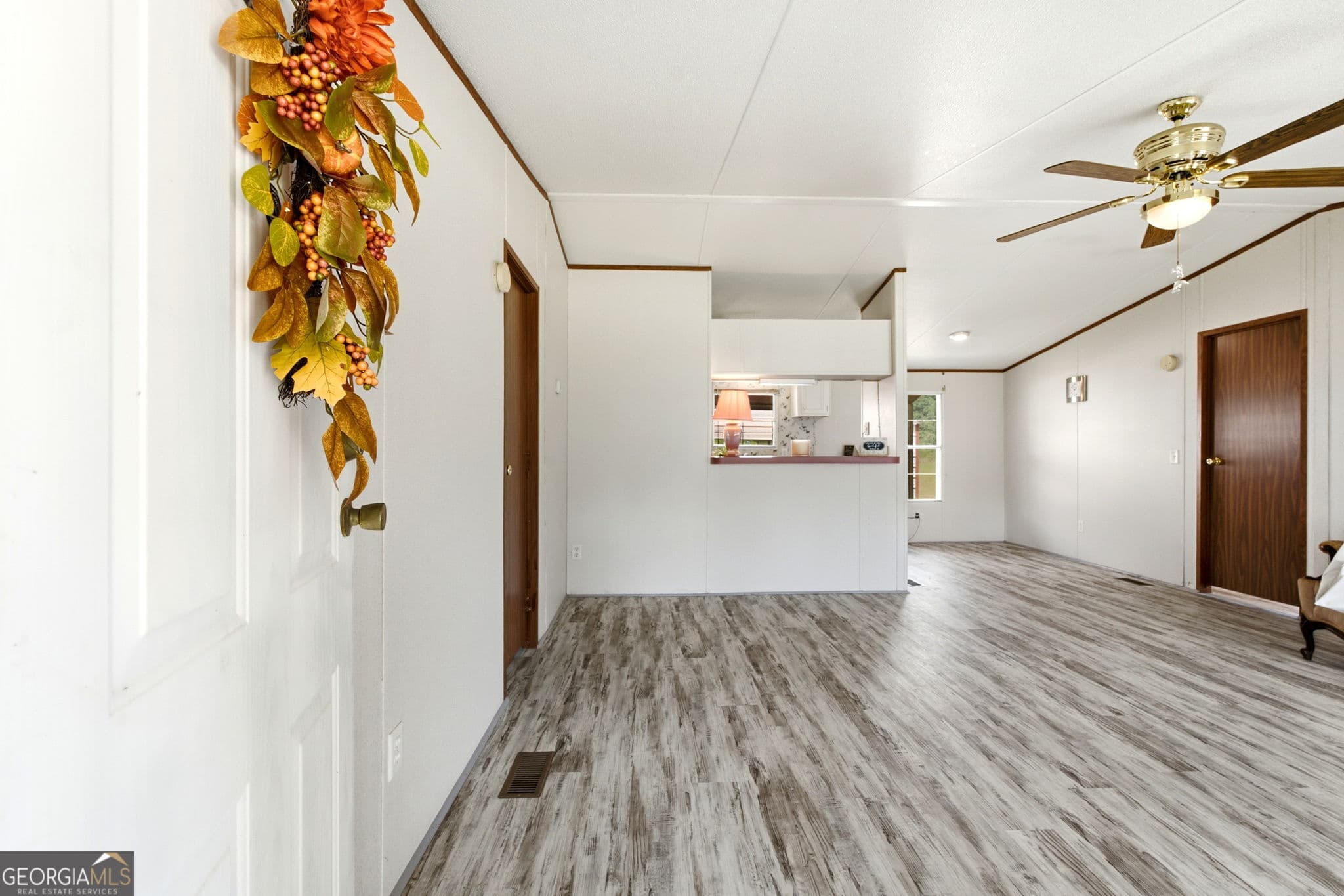 2 bedroom, 2 bathroom, 960 sq ft manufactured home,single family residence for sale at 3350 Waggoners Grove Church Road, Colbert, GA 30628 — photo 4