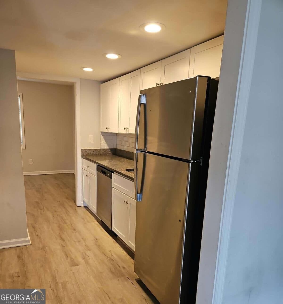 2 bedroom, 1.5 bathroom townhouse for sale at 2604 Campbellton Road 2C, Atlanta, GA 30311 — photo 5