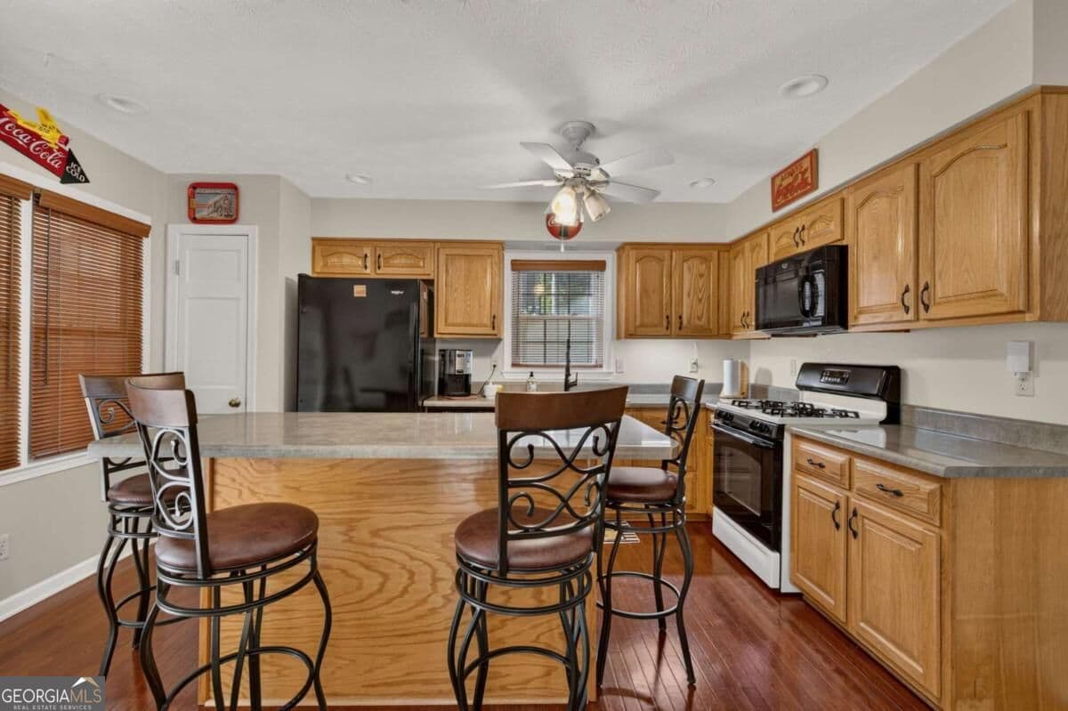 3 bedroom, 2 bathroom, 1,588 sq ft single family residence for sale at 230 White Oak Street, Dallas, GA 30157 — photo 9