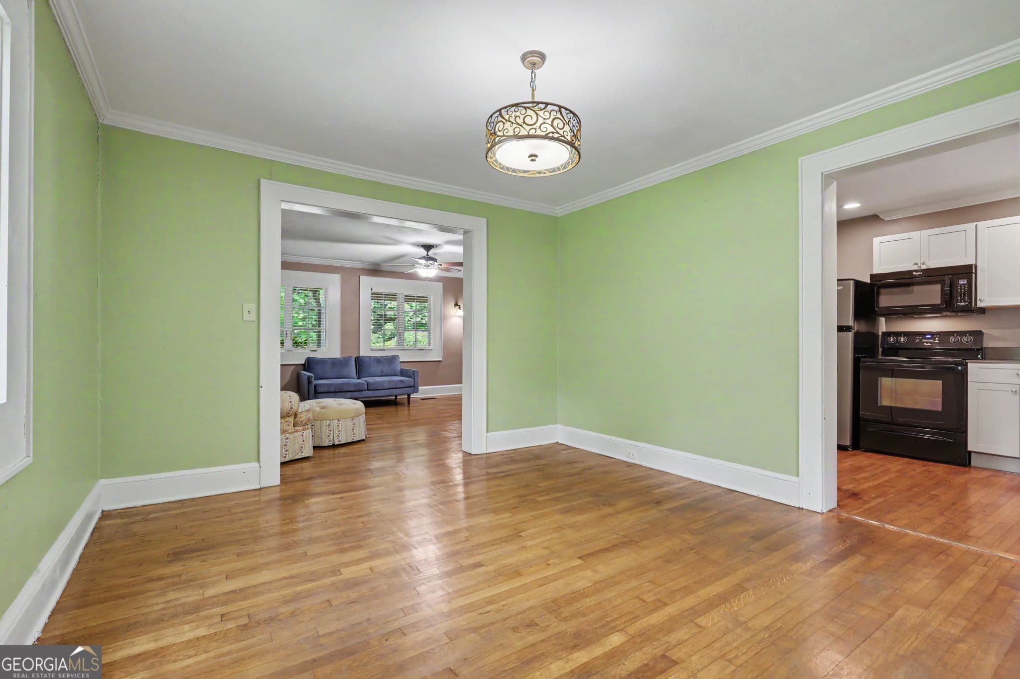3 bedroom, 2 bathroom, 2,114 sq ft single family residence for sale at 681 Old 441, Clayton, GA 30525 — photo 8