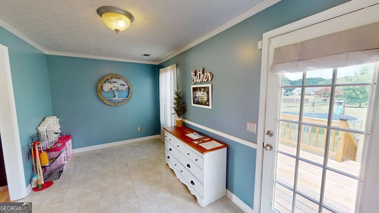 3 bedroom, 2 bathroom, 1,344 sq ft single family residence for sale at 2124 Broad Street, Statham, GA 30666 — photo 8