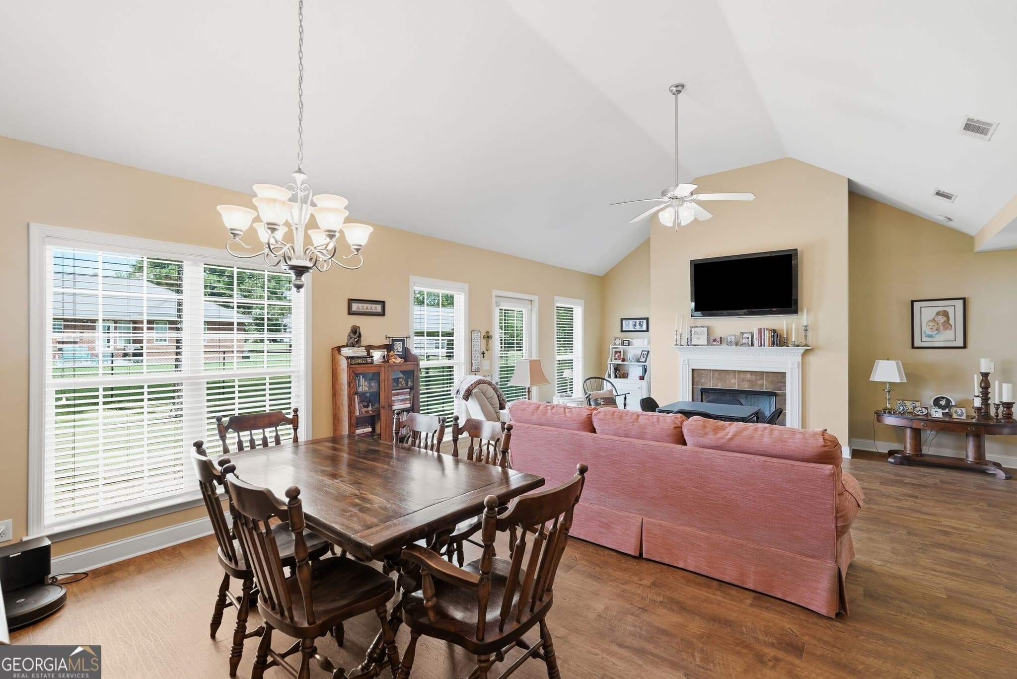 3 bedroom, 2 bathroom, 1,534 sq ft single family residence for sale at 815 Maple Drive, Statesboro, GA 30461 — photo 6