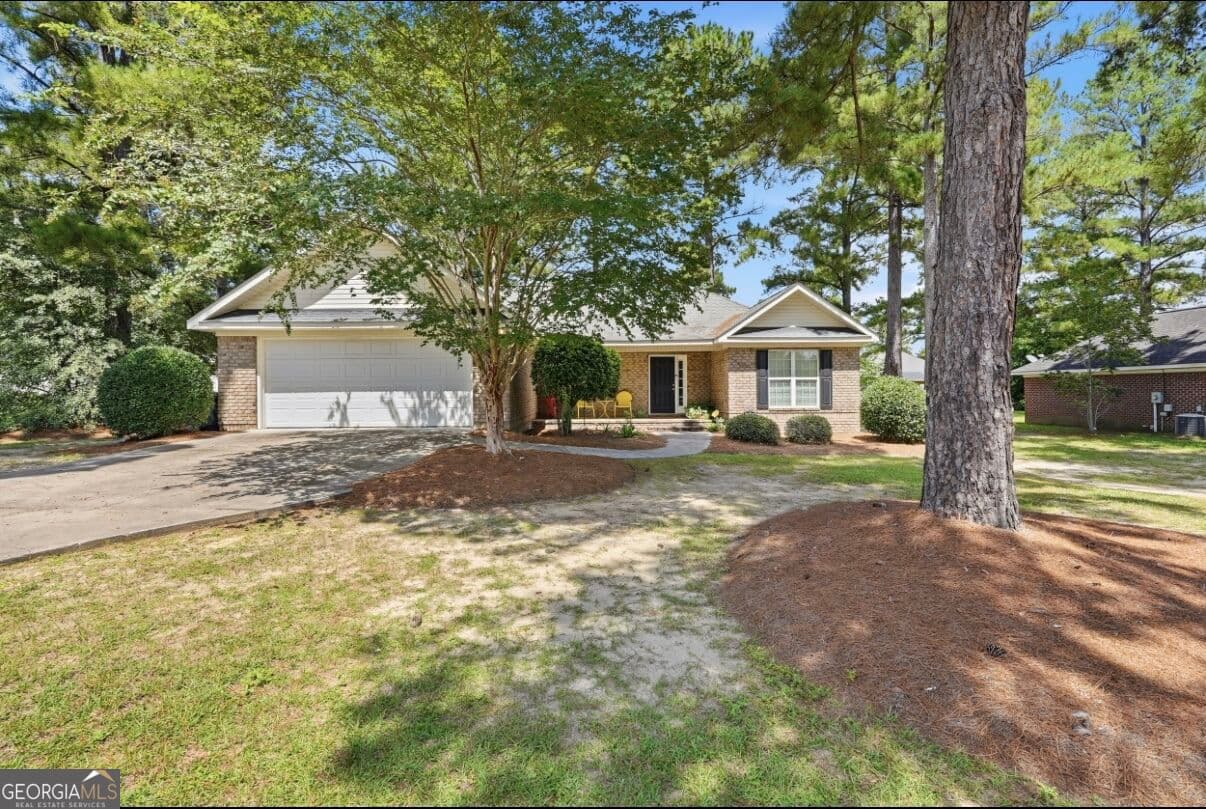 3 bedroom, 2 bathroom, 1,534 sq ft single family residence for sale at 815 Maple Drive, Statesboro, GA 30461