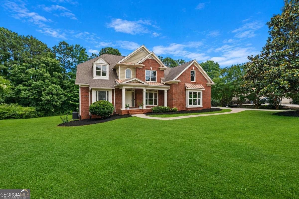 4 bedroom, 3.5 bathroom, 3,400 sq ft single family residence sold at 388 Della Walk Court, Lilburn, GA 30047