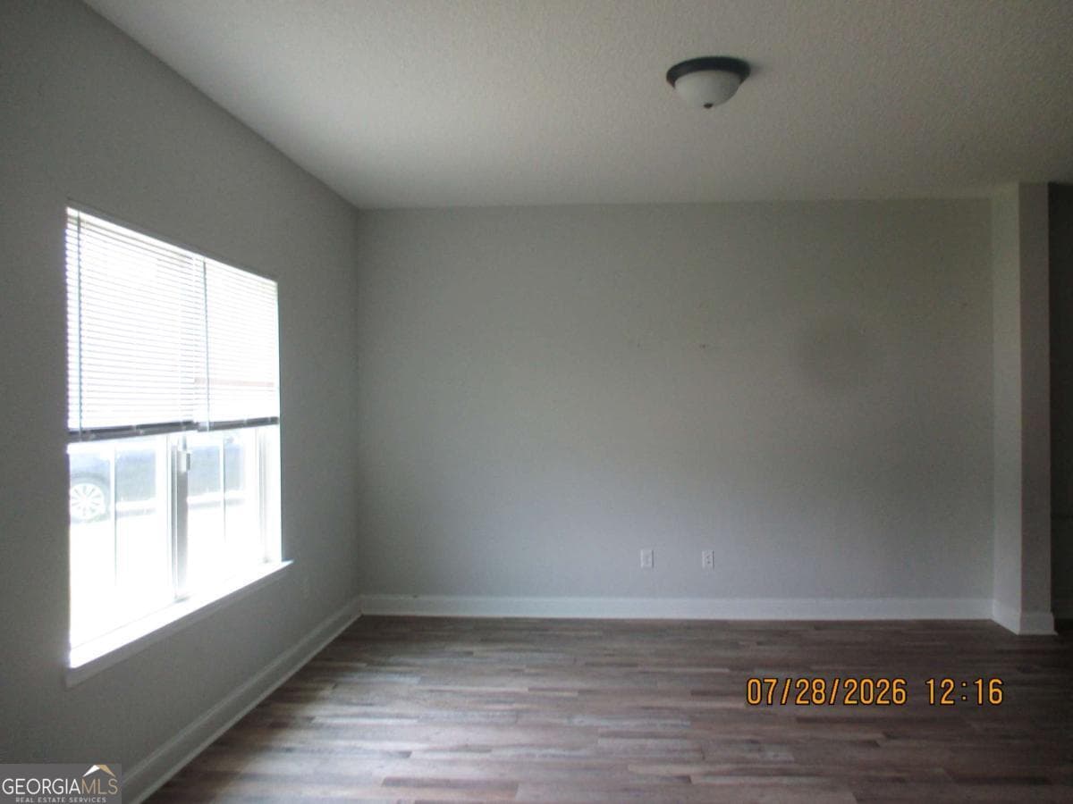 4 bedroom, 2.5 bathroom single family residence for sale at 166 Cherokee Oaks Crossing, Hinesville, GA 31313 — photo 4