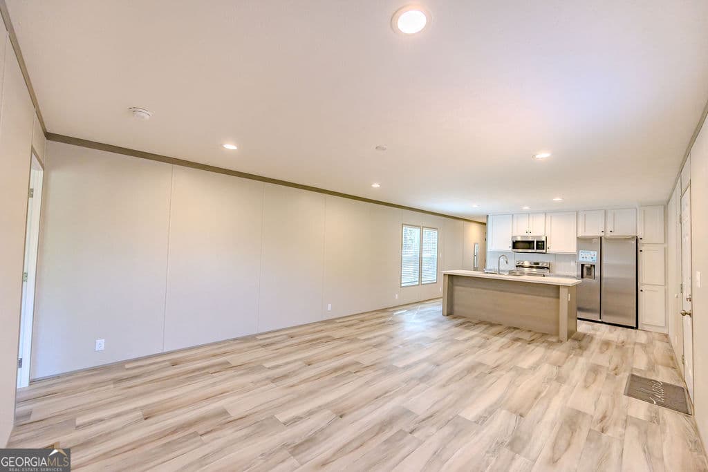3 bedroom, 2 bathroom, 1,280 sq ft manufactured home,single family residence under contract at 950 Collins Lane, Rentz, GA 31075 — photo 9
